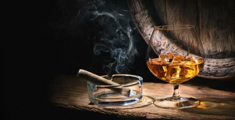 Old Fashioned Kit: Your Guide to Mastering the Perfect Old Fashioned